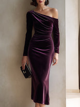 Burgundy One-Shoulder Velvet Midi Dress