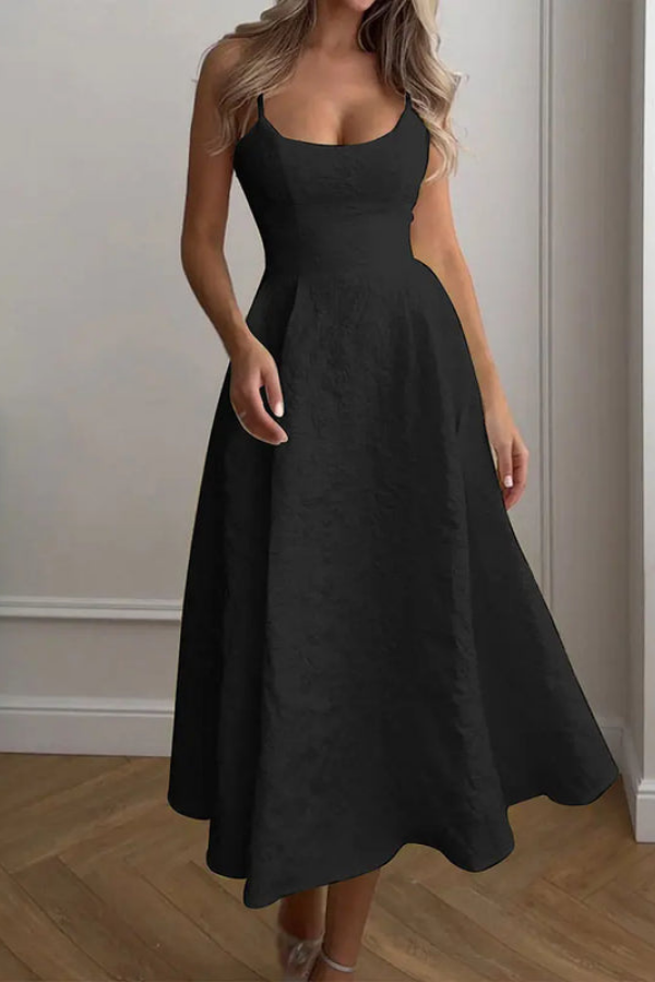 Chic Halter Neck Keyhole Maxi Dresses