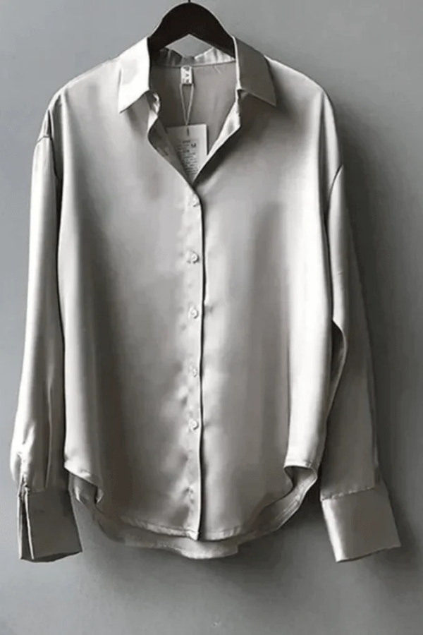Effortless Relaxed Elegant Blouse