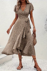 Chic Dress Silhouette Vneck