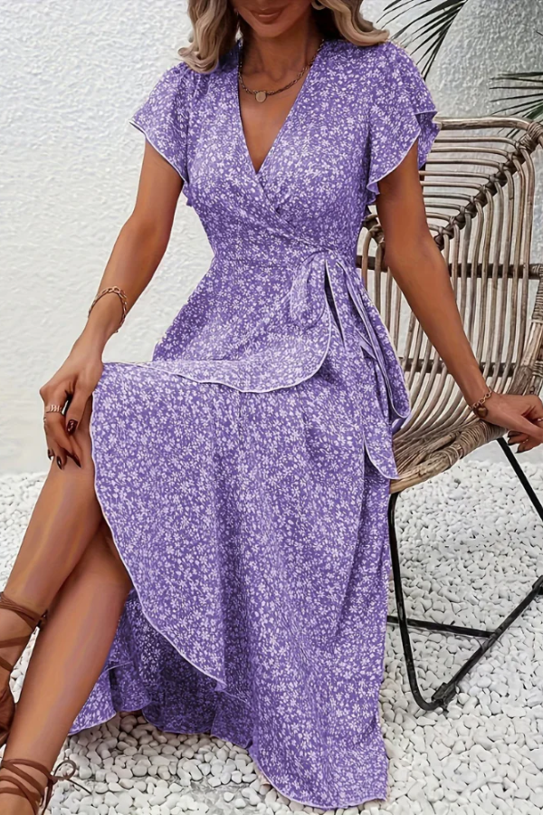 Chic Dress Silhouette Vneck