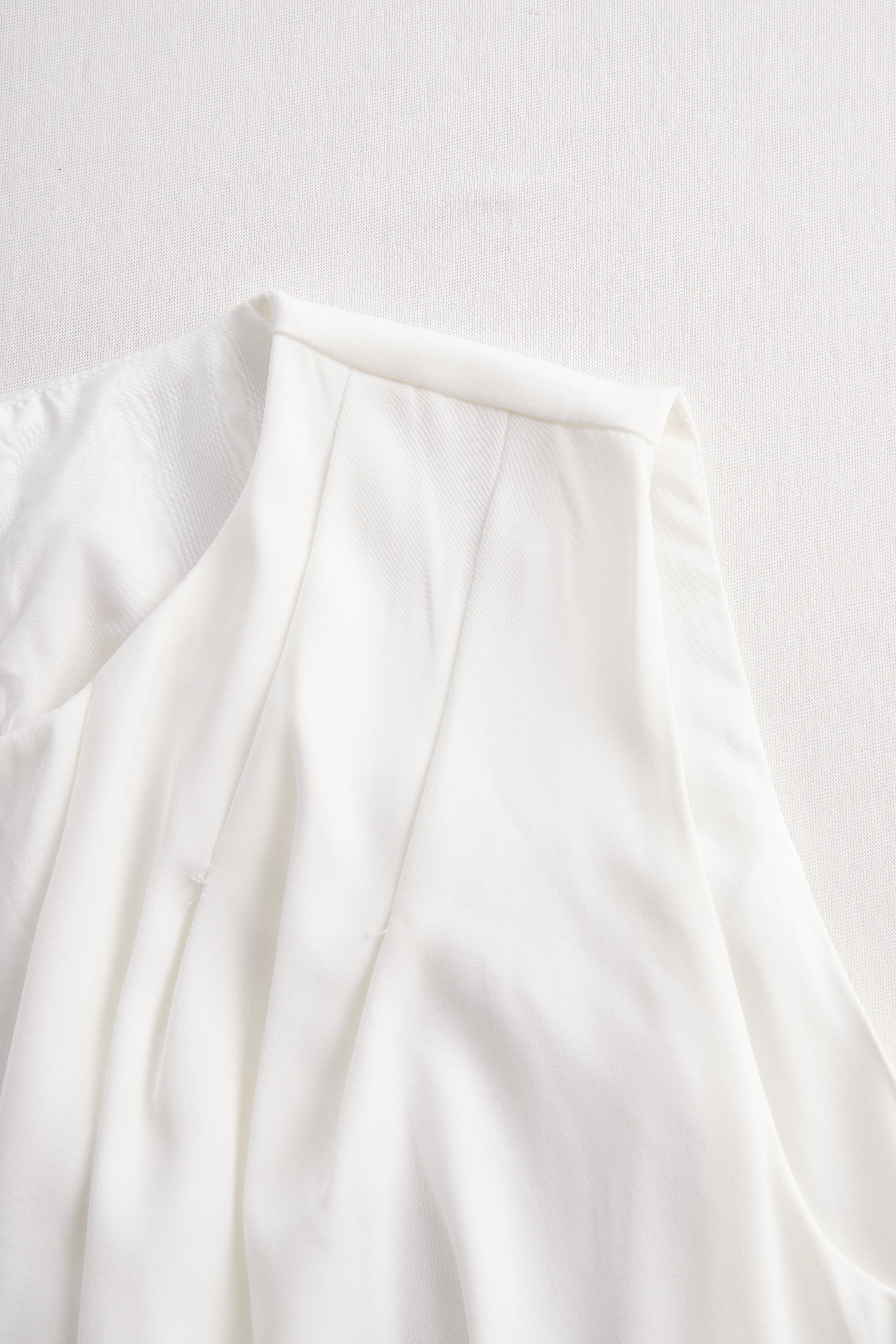 Elegant Sleeveless A-Line Midi Dress