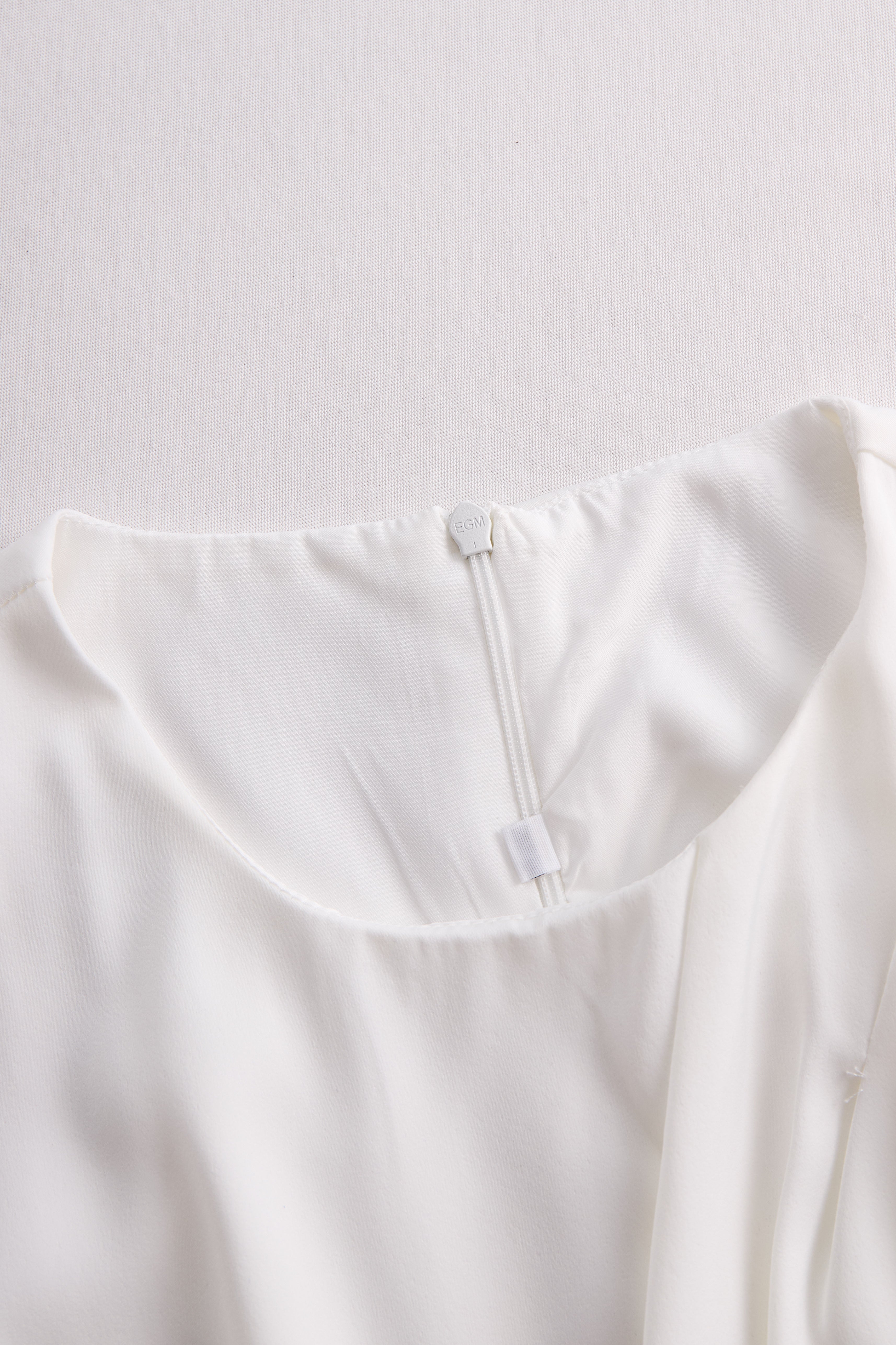 Elegant Sleeveless A-Line Midi Dress