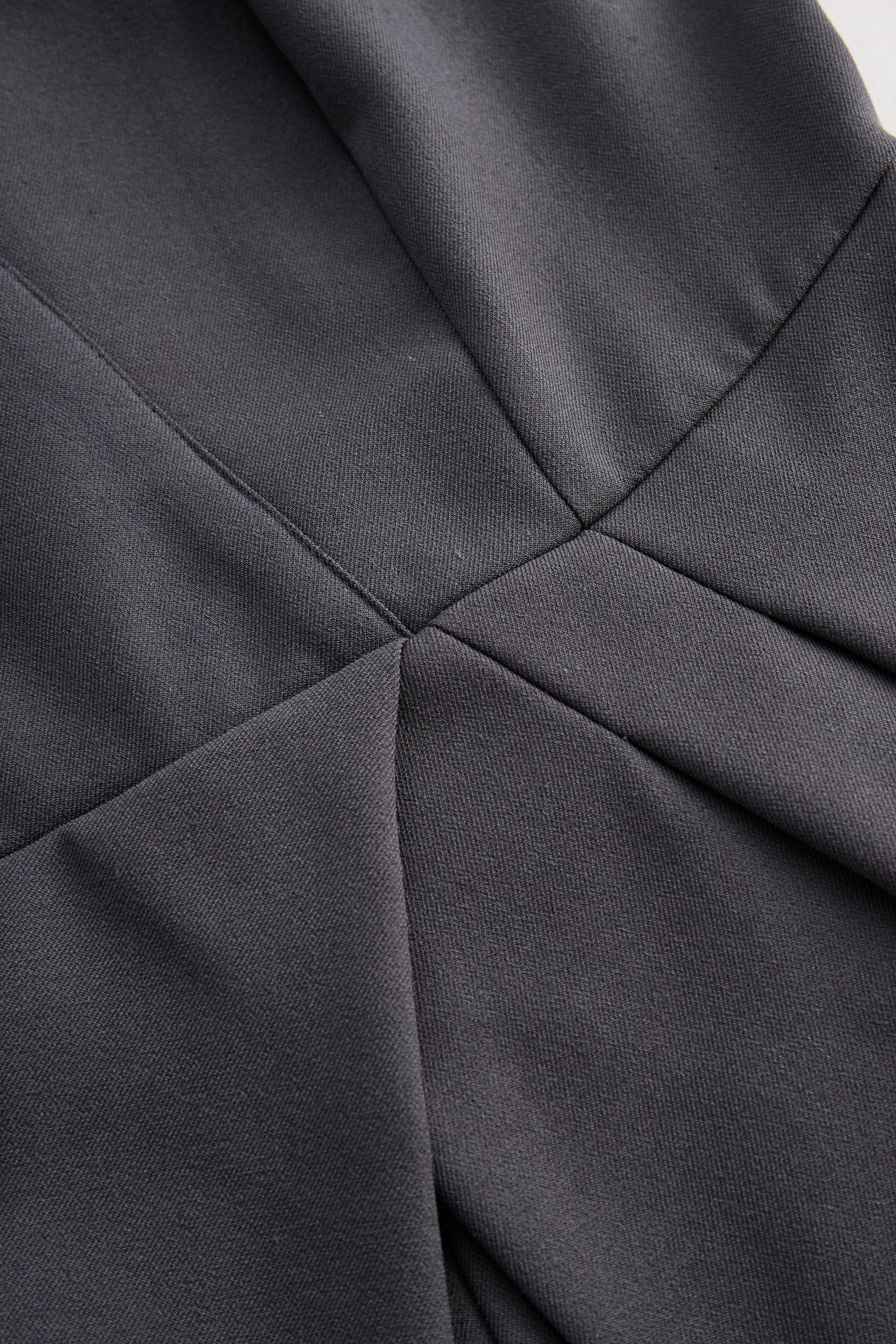 Sophisticated Sleeveless Peplum Jumpsuit In Charcoal Gray